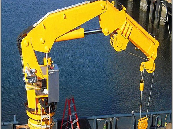 浙江杭州船用折臂吊销售公司船用折臂吊运用广泛