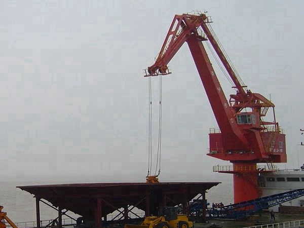 福建泉州船用液压回转吊厂家 液压吊机・不满意一分钱不花