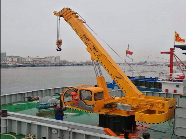 河北唐山船用甲板吊厂家 船用甲板吊品质高作业能力强