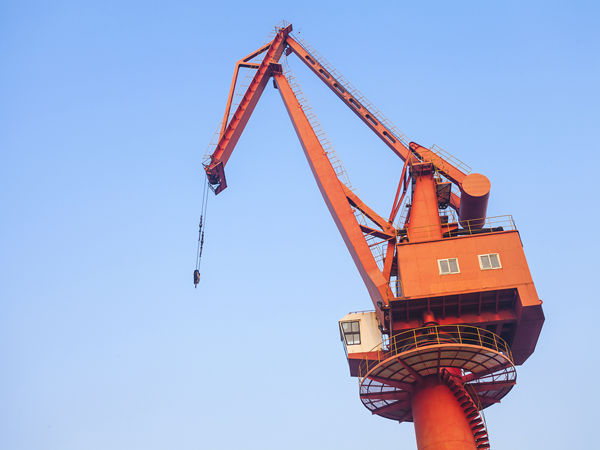 门座式起重机的变幅机构有何特别之处